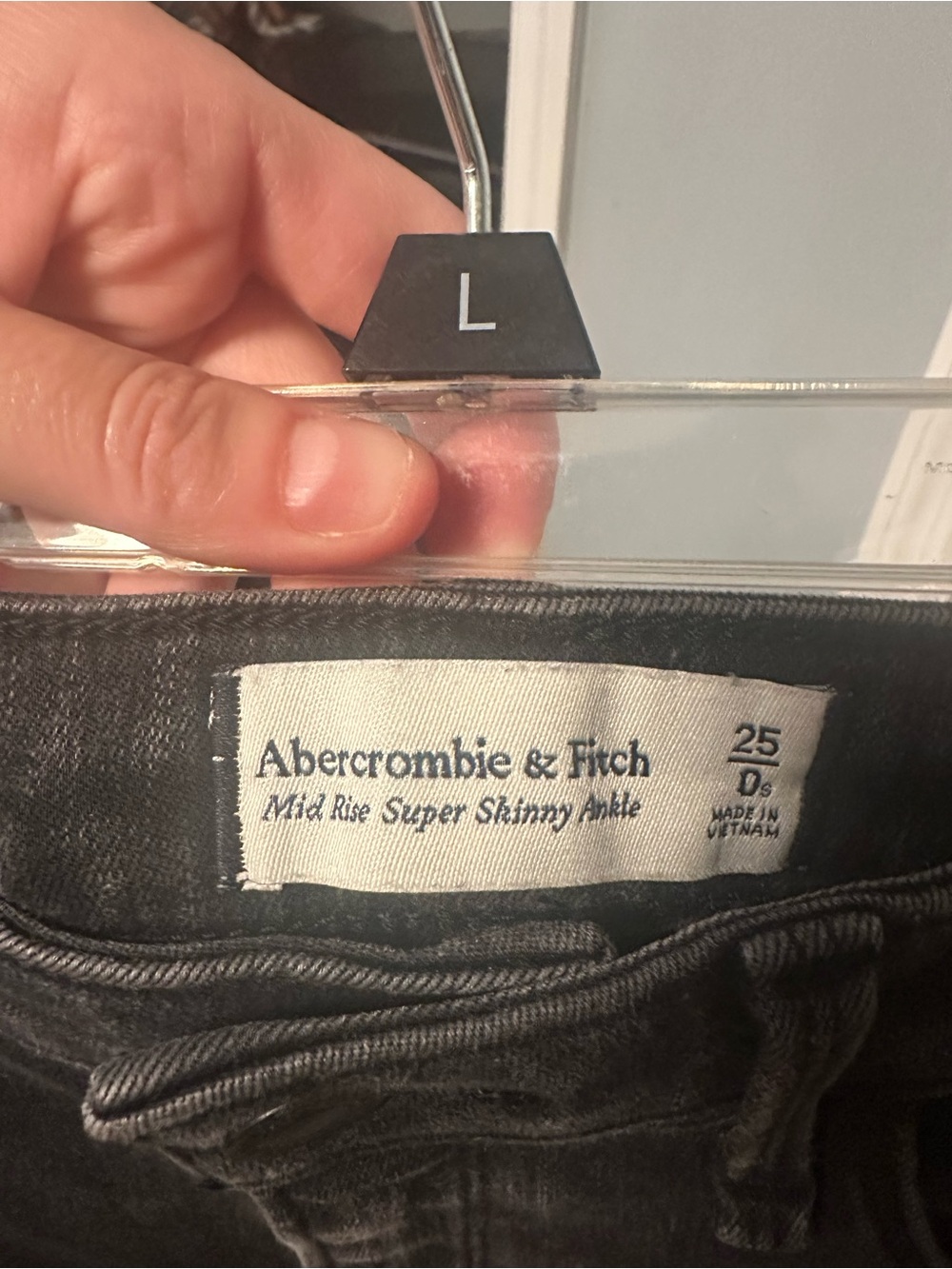 Abercrombie & Fitch Men's Mid-Rise Super Skinny Ankle Jeans - Black
